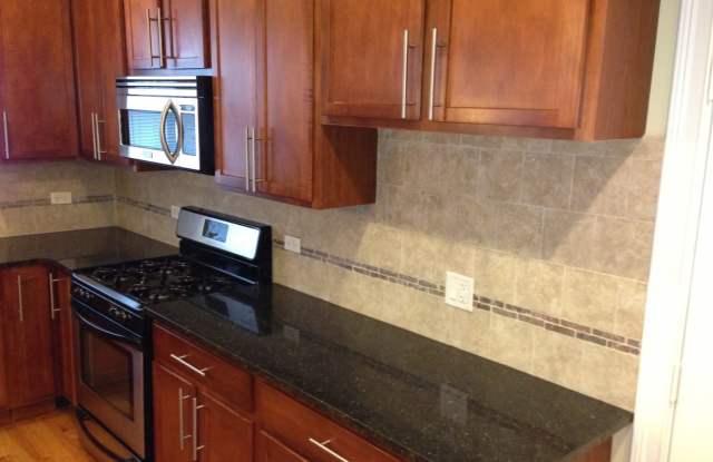 3127 N Western Ave - 3127 North Western Avenue, Chicago, IL 60618