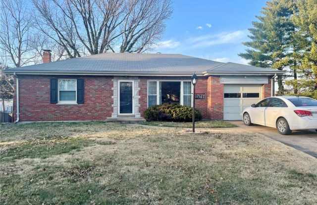 8501 GRANTSHIRE LANE | SAINT LOUIS 63123 photos photos