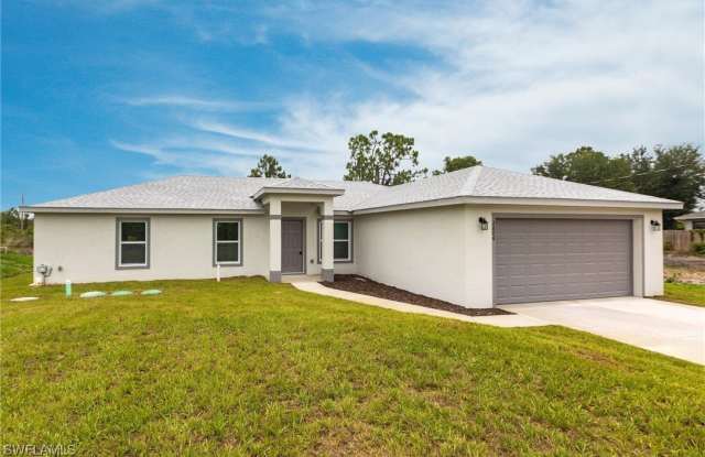2806 31St Street W photos photos