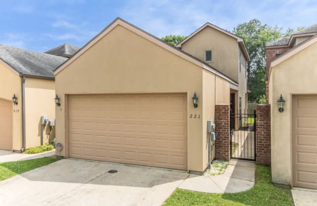 221 Chimney Rock Blvd. - 221 Chimney Rock Boulevard, Lafayette County, LA 70508