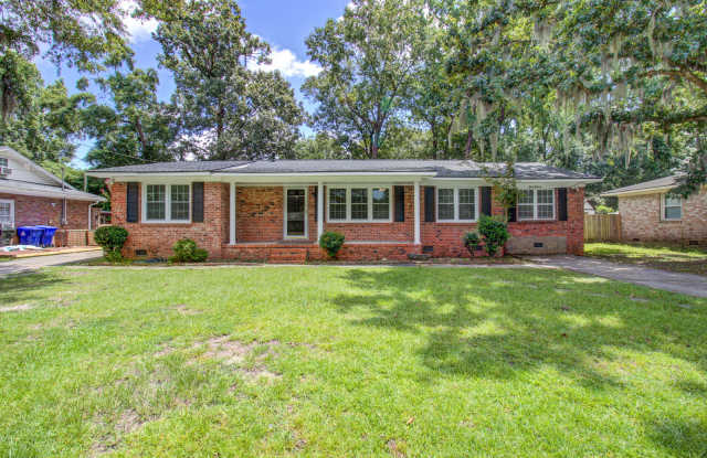 816 East Estates Boulevard photos photos