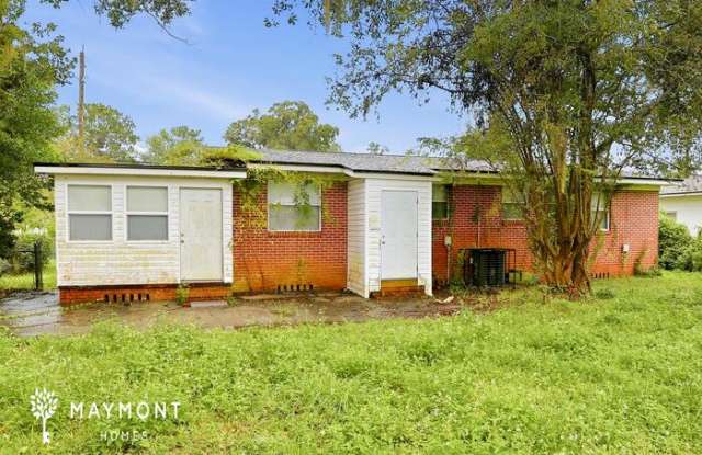 6523 Harlow Boulevard Gallery 2