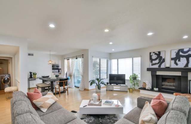 4675 Willis Ave photos photos