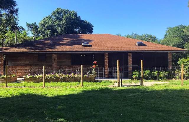 3040 Rogers Road - 3040 Rogers Road, Fort Pierce South, FL 34981