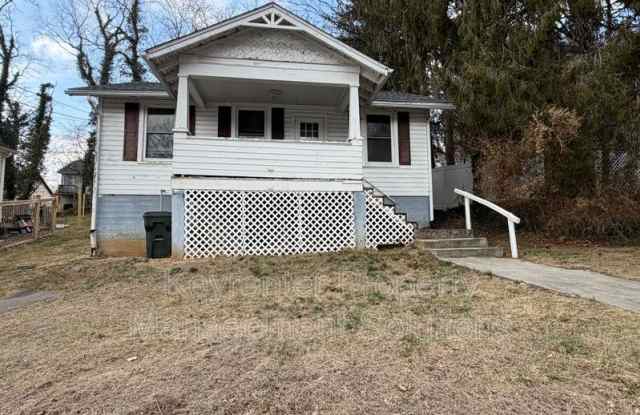 330 Montgomery Ave photos photos