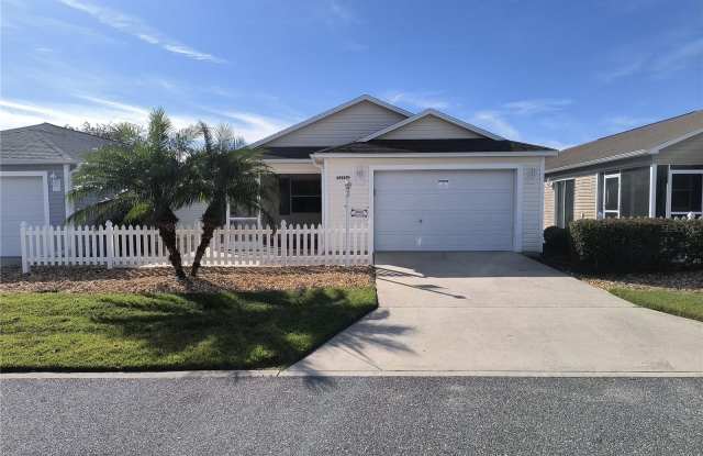 2550 CARRINGTON COURT - 2550 Carrington Court, The Villages, FL 32162