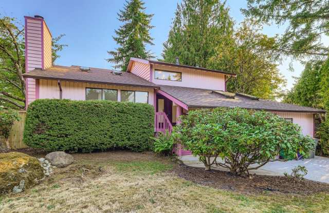 Fully-Remodeled 3 Bed 2.5 Bath Kirkland Home! photos photos