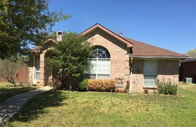 1411 Di Orio Drive - 1411 Di Orio Dr, Lewisville, TX 75067