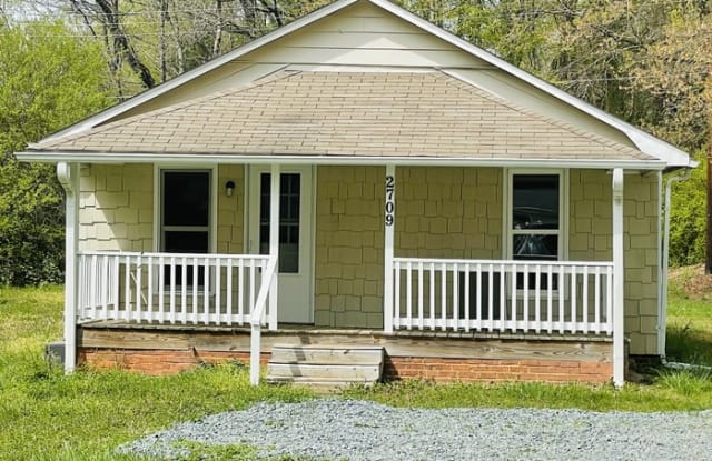 2709 East Sprague Street - 2709 East Sprague Street, Winston-Salem, NC 27107