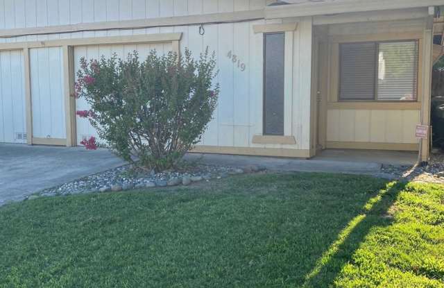Fair Oaks 2bd/1ba Duplex with Garage near Sunrise & Sunset Ave photos photos