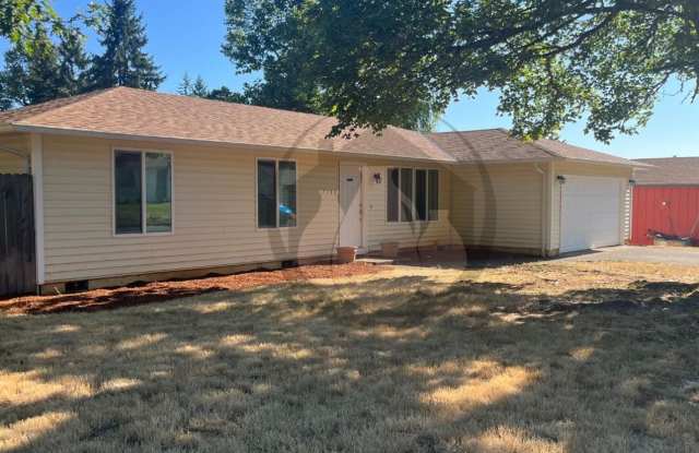 Single Level House- New Flooring-Freshly Painted. Rent Ready!!!! photos photos