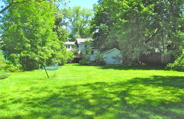 22 Tomac Avenue - 22 Tomac Avenue, Old Greenwich, CT 06870