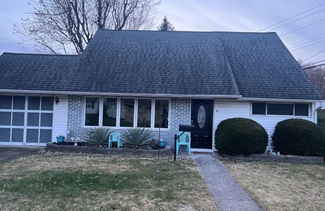 41 Merry Turn Road - 41 Merry Turn Road, Levittown, PA 19056