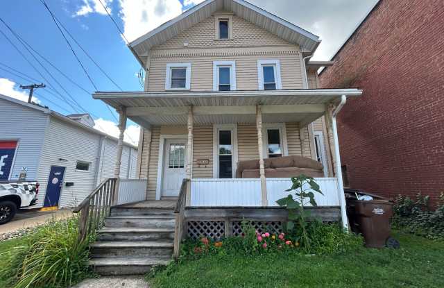 Charming Three Bedroom House In Grove City photos photos Charming Three Bedroom House In Grove City photos photos