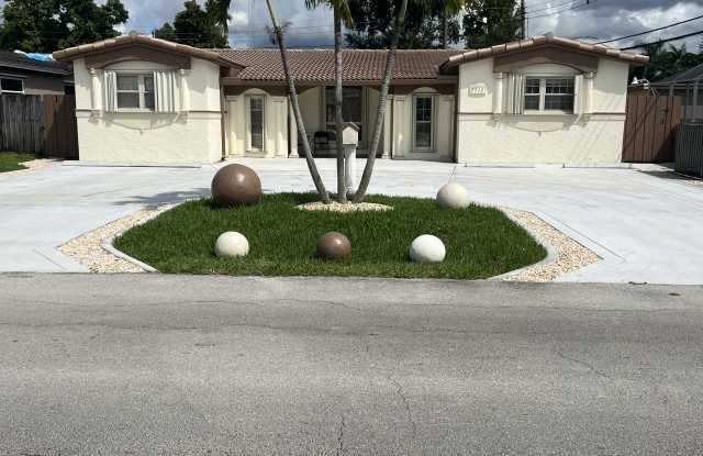 7713 Biltmore Blvd photos photos