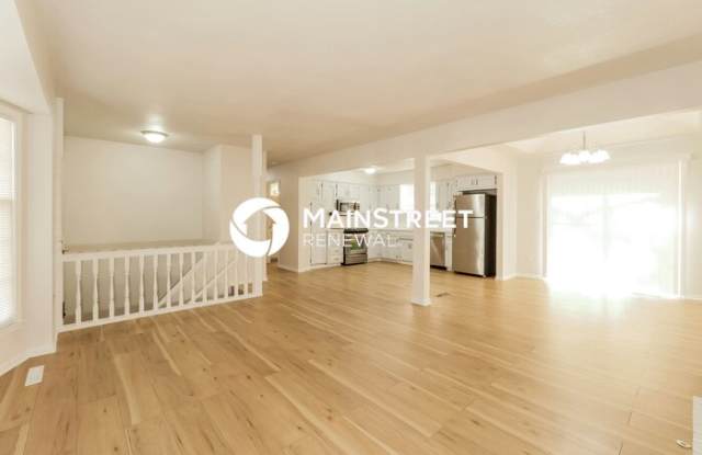 11913 East 55th Street Gallery 4