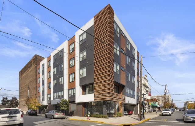 6401 PARK AVE - 6401 Park Avenue, West New York, NJ 07093