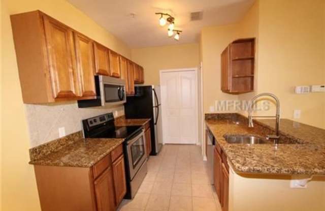 6151 Metrowest Blvd # 206 Gallery 2