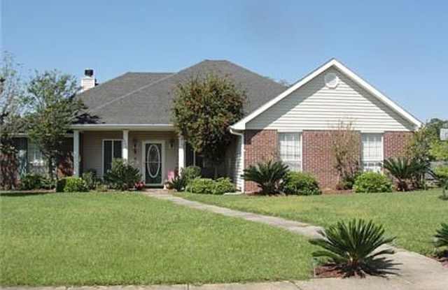 Your Next Home Awaits in Gulfport, MS! Gallery 1