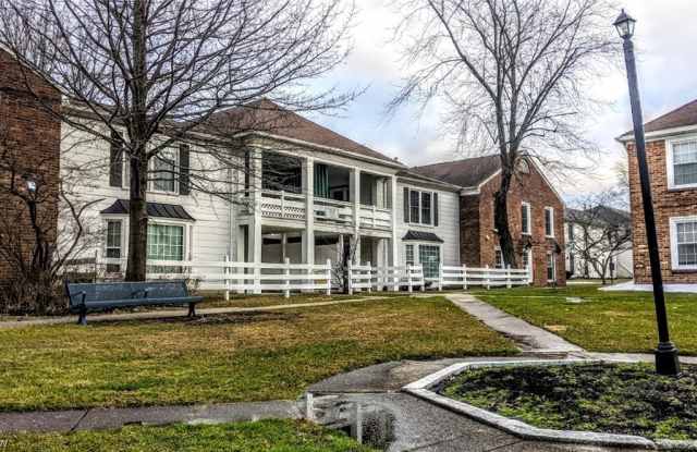 25 Trenton Square photos photos