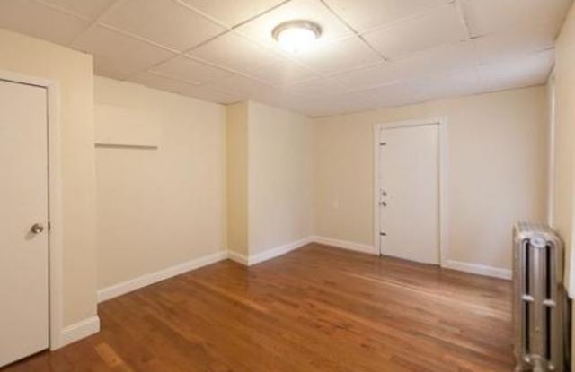 110 Paris St., #1 Gallery 3