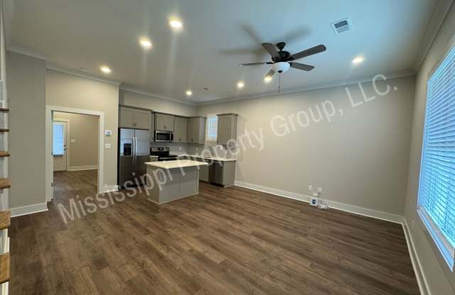 Savannah Square - 3BR/3BA For Rent Gallery 3