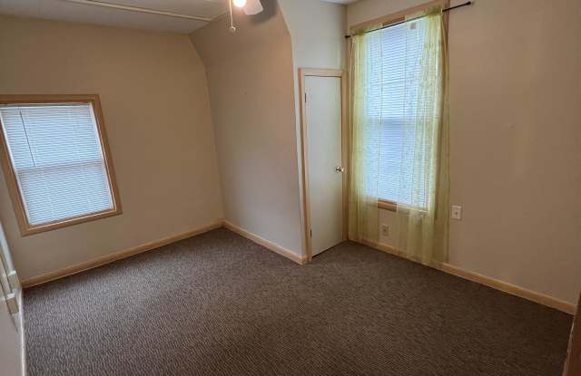 917 Linden Grove Avenue - 2 photos photos