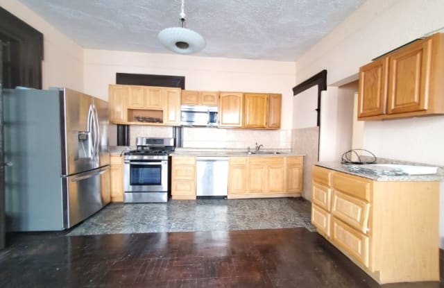 176 Summit Ave 1 - 176 Summit Avenue, Jersey City, NJ 07304