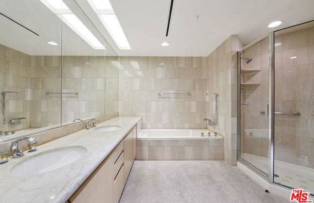 10490 Wilshire Boulevard photos photos