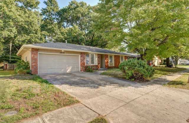 2849 E Eastwood St photos photos