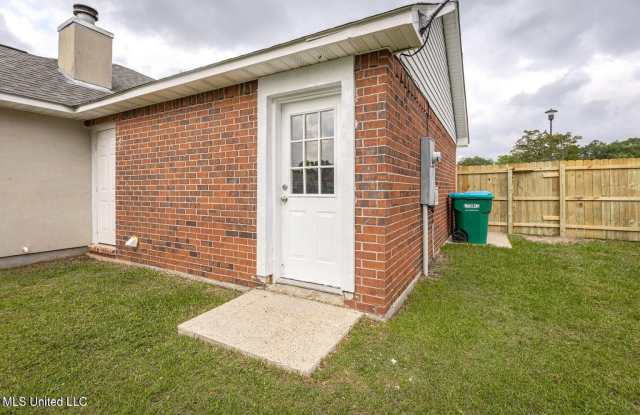 602 Rhonda Lane Gallery 4