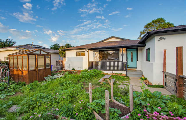 1418 Marshall Street photos photos