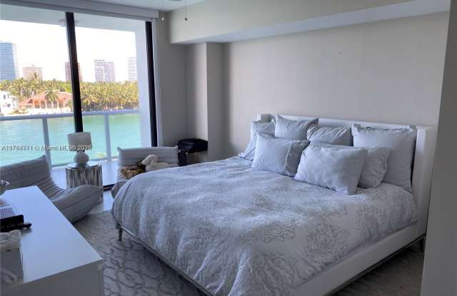 10201 E Bay Harbor Dr photos photos