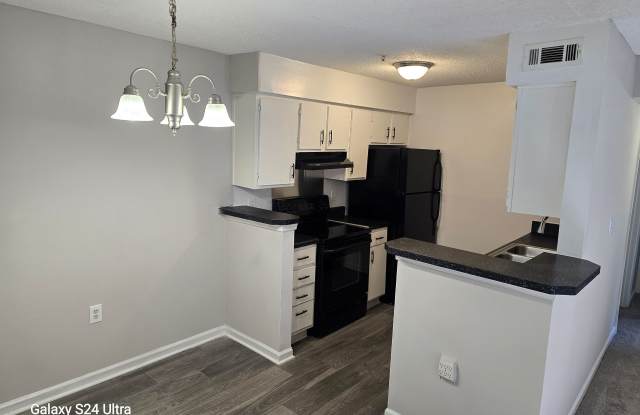 Summerdale Apartments photos photos