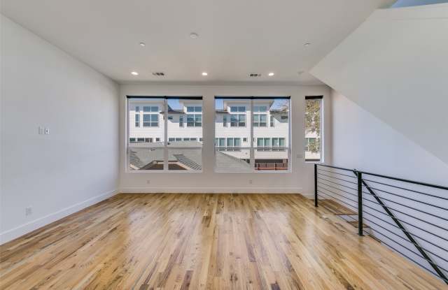 5927 Lindell Avenue Gallery 3