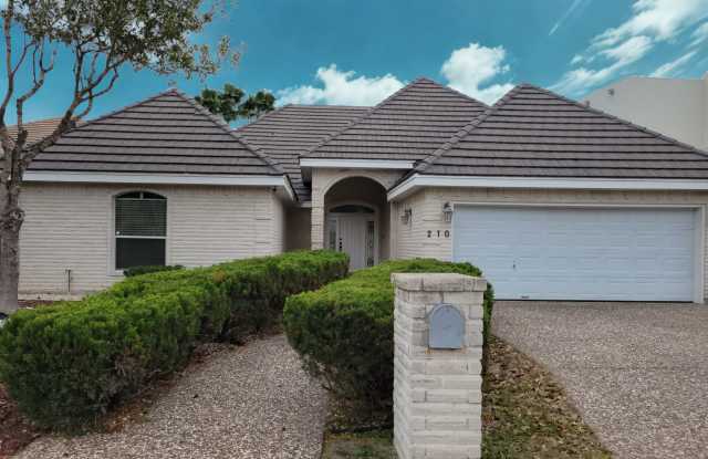 210 Rio Grande Drive photos photos