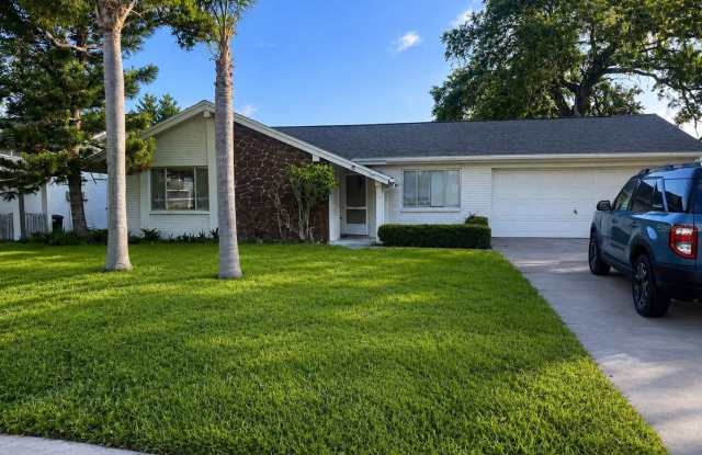 8213 SPLIT RAIL Lane Gallery 1
