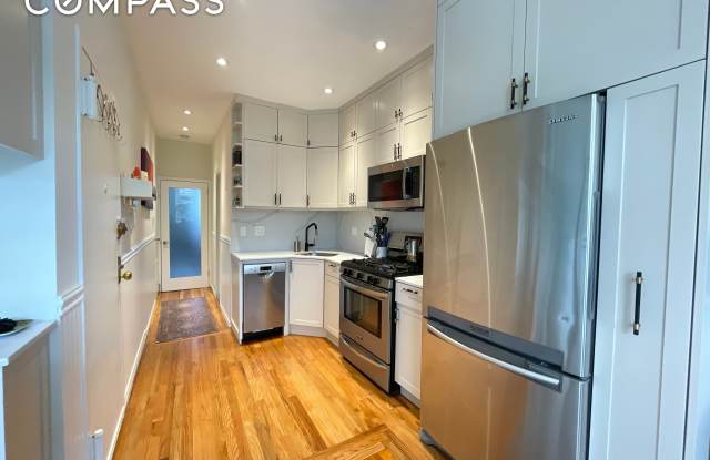 499 Clinton Street - 499 Clinton Street, Brooklyn, NY 11231
