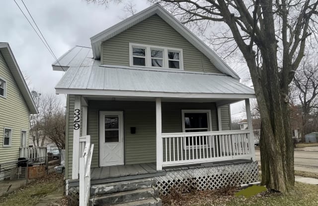 329 South Clemens Avenue - 329 South Clemens Avenue, Lansing, MI 48912