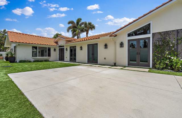 105 W Tarpon Lane - 105 West Tarpon Lane, Jupiter, FL 33477