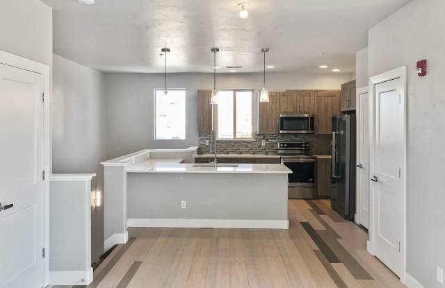 3348 W 17th Ave - 3348 West 17th Avenue, Denver, CO 80204