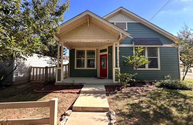 Plum Creek! 3 Bedroom / 2 Bathroom Single-Story Home for Rent in Kyle, TX, Across from Barton Middle School! photos photos