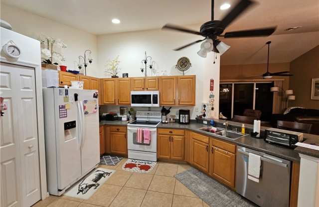 10132 Colonial Country Club Boulevard Gallery 2