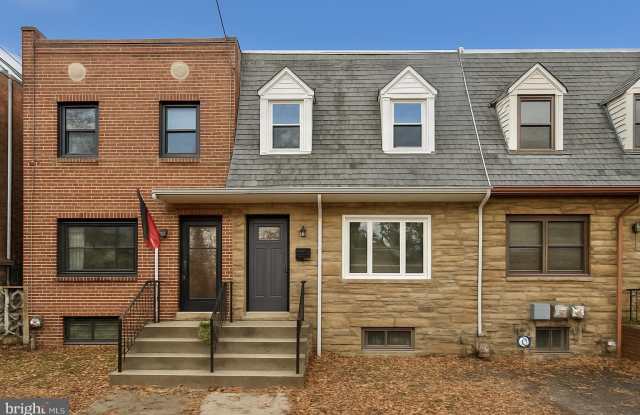 35 CRITTENDEN Street NE photos photos