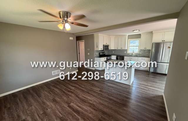 Blaine House on Large Corner Lot, Updated Kitchen & Baths, Family Room, Private Deck Area photos photos