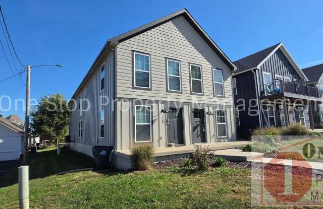 3 Bedroom / 2.5 Bathroom Home in Blue Springs!! Gallery 1