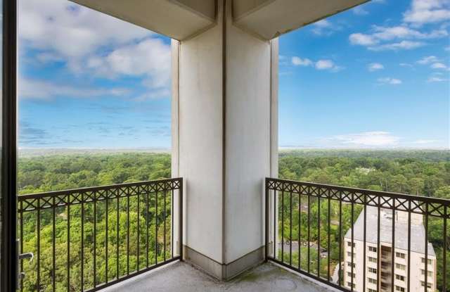 2828 Peachtree Road NE photos photos