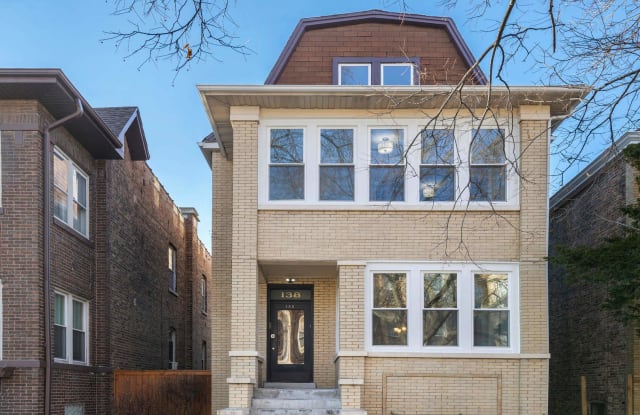 138 South Austin Boulevard - 138 South Austin Boulevard, Oak Park, IL 60304