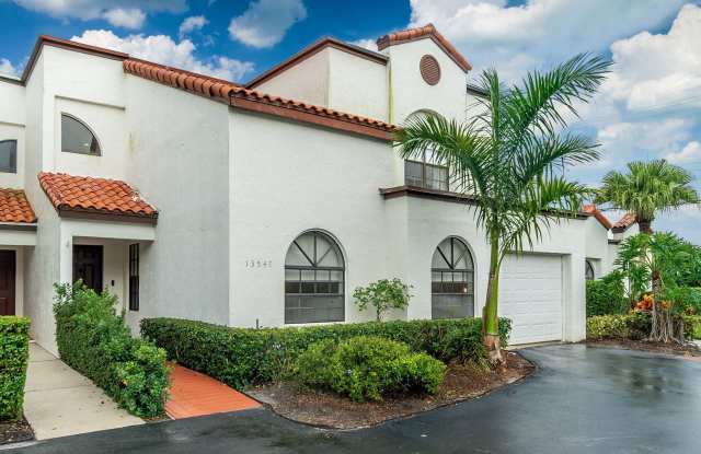 13547 Fountain View Boulevard Gallery 2