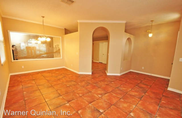 14554 Lake Underhill Road Gallery 3